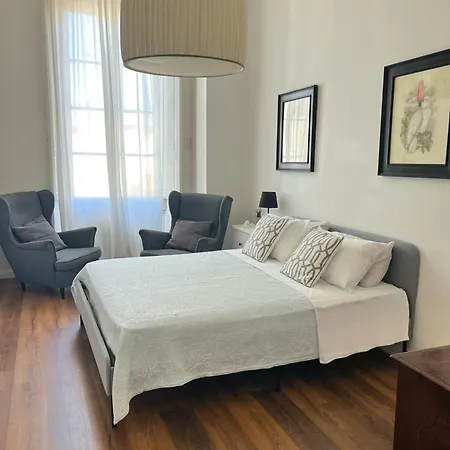Santa Rosa Florence Apartments 3 Bedrooms - Private Parking Exterior photo