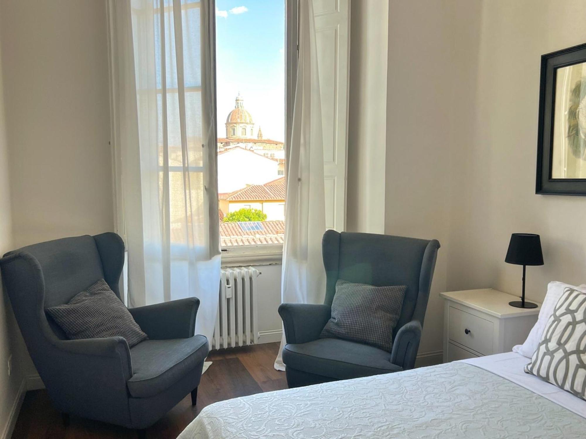 Santa Rosa 3 Bedrooms - Private Parking Florenz